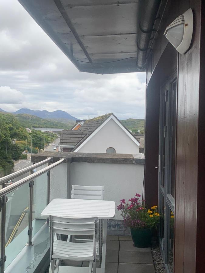 Courthouse View Penthouse 2 Clifden Exterior foto