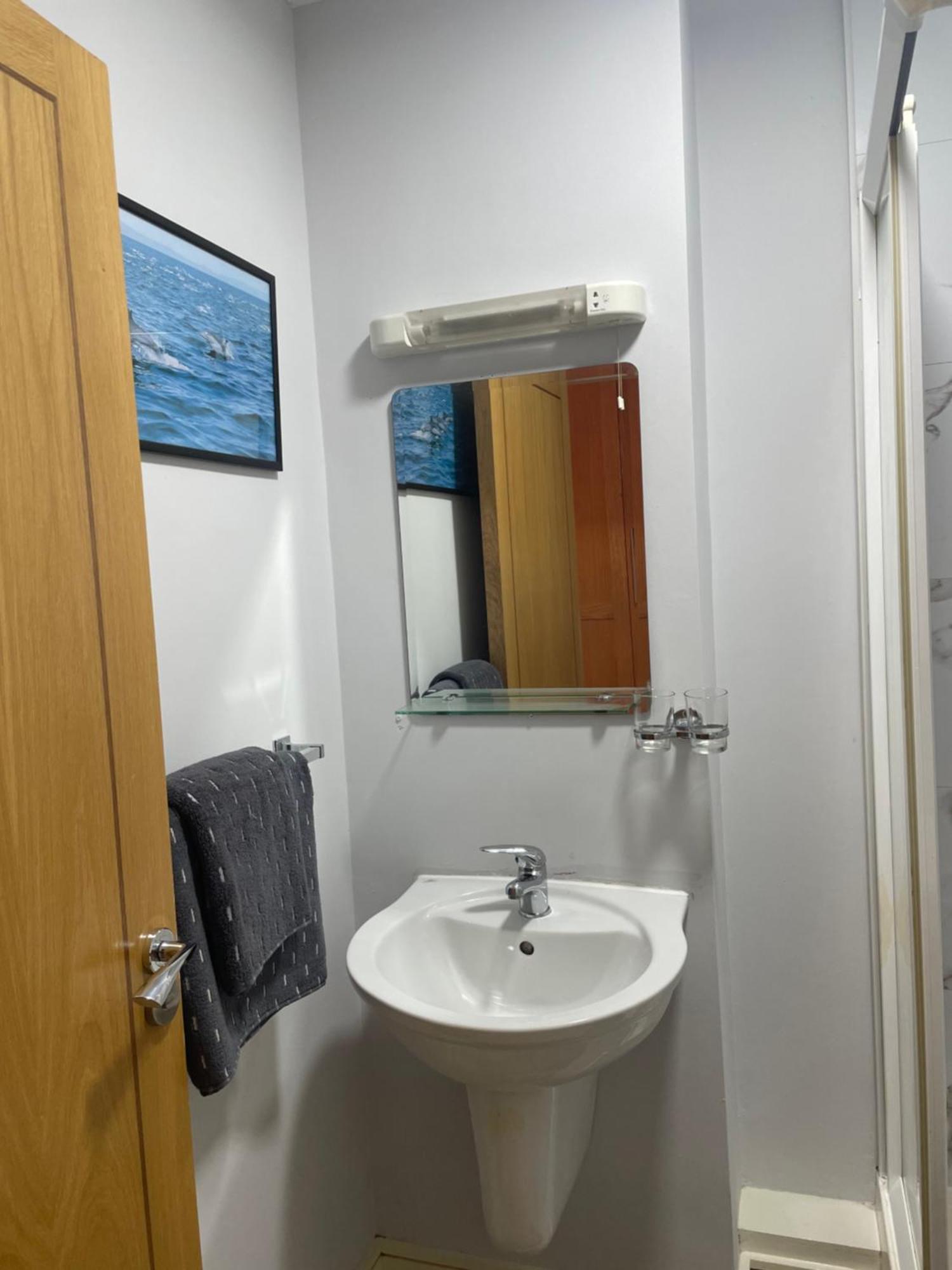 Courthouse View Penthouse 2 Clifden Quarto foto
